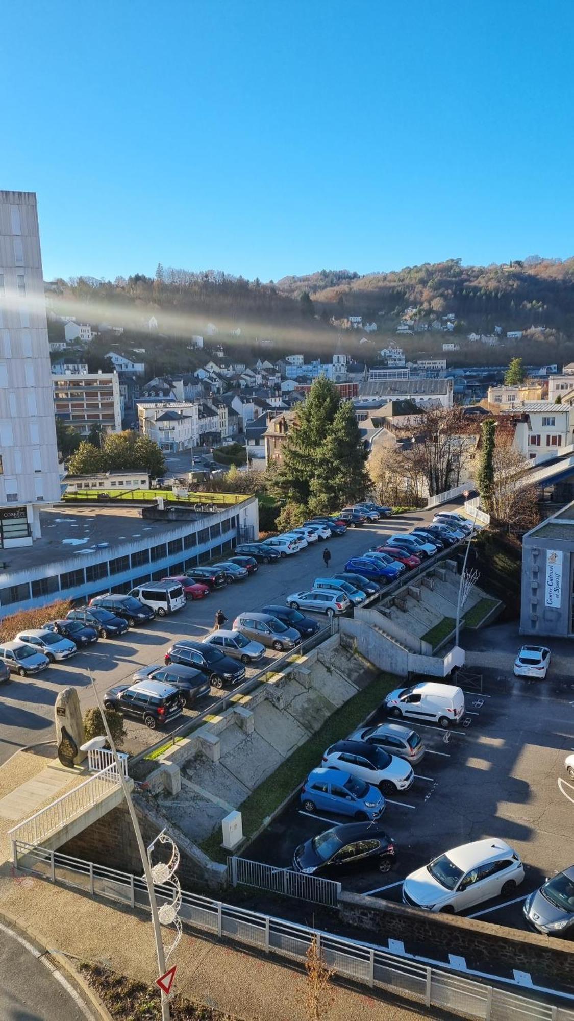5E Ciel - Sans Ascenseur - Devant Gare / Centre-Ville Tulle Exterior photo